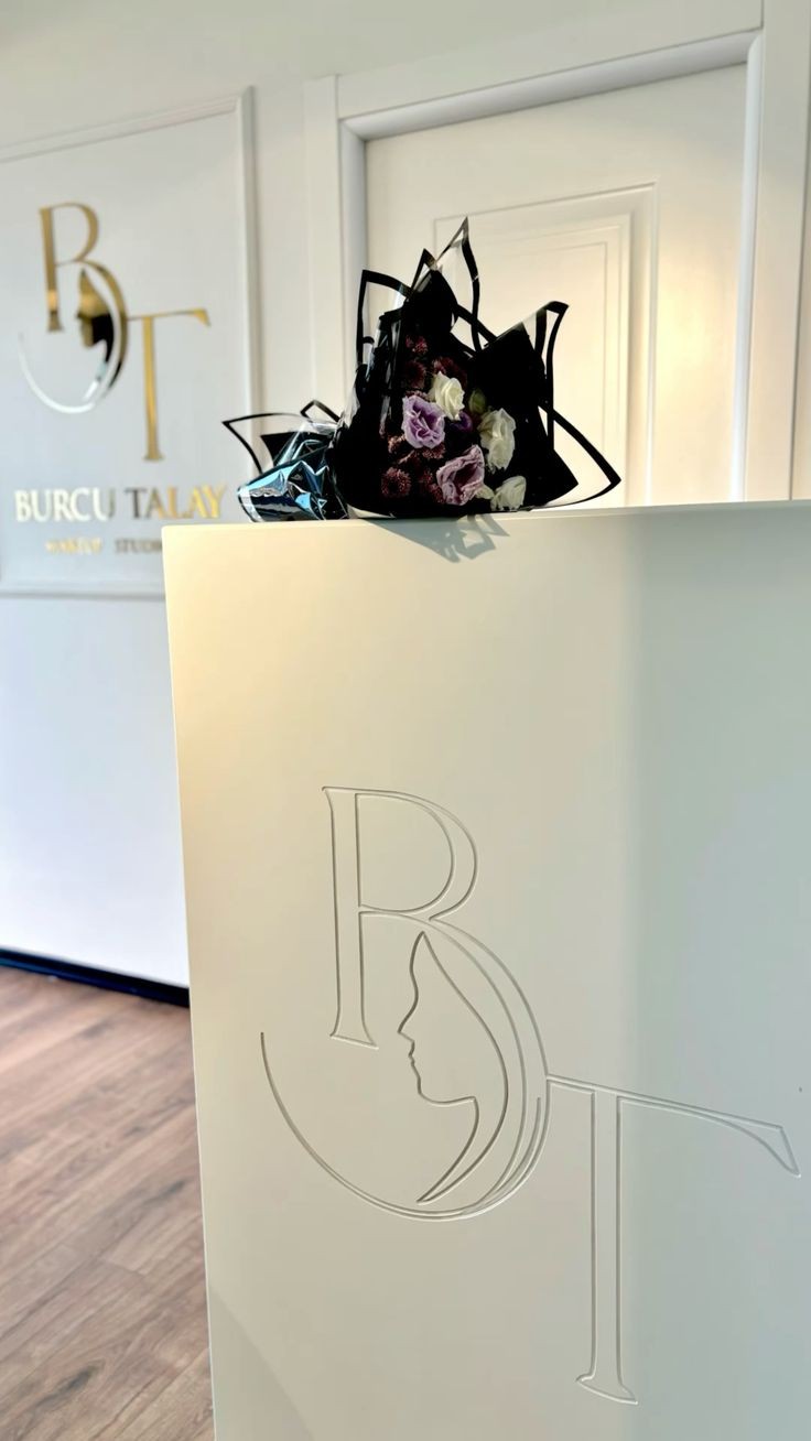 Burcu Talay Makeup Studıo