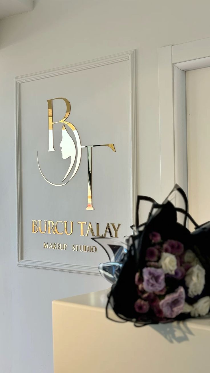 Burcu Talay Makeup Studıo