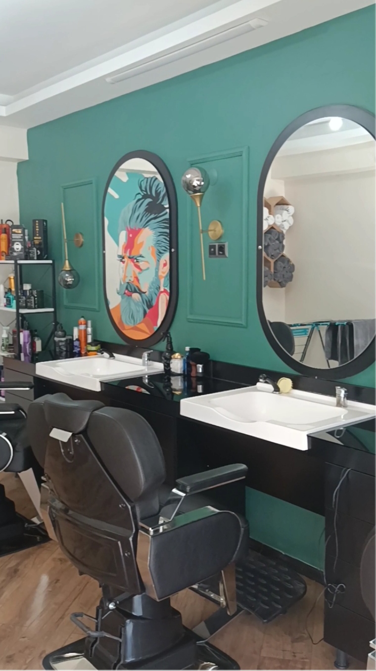 KuAFöR(CE) Man Hair Stüdio ( Tanınmış,Ünlü Kuaför )