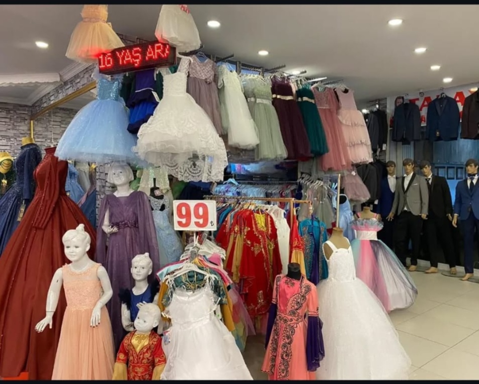 Talay Çocuk Abiye Ve Gelinlik kır düğünü mekanı — Merkez
