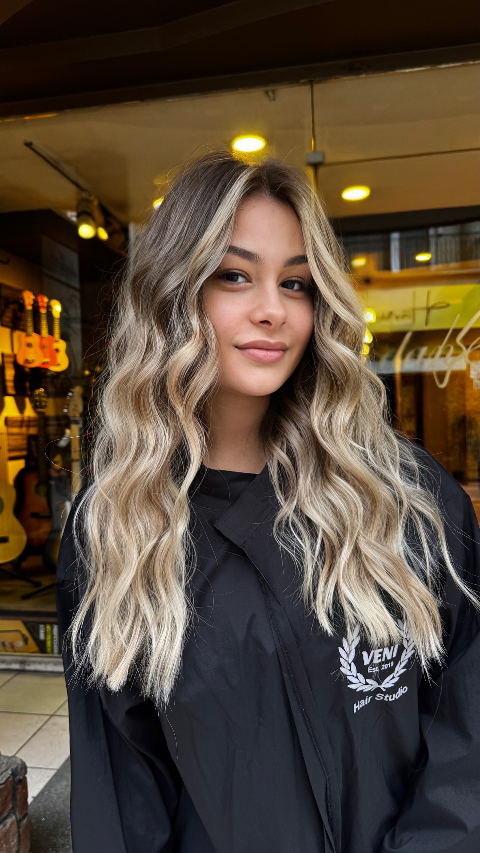 Veni Hair Studio - Kütahya Bayan Kuaförü ve Güzellik Salonu
